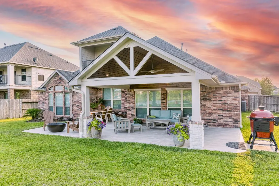 construction company - patio cover